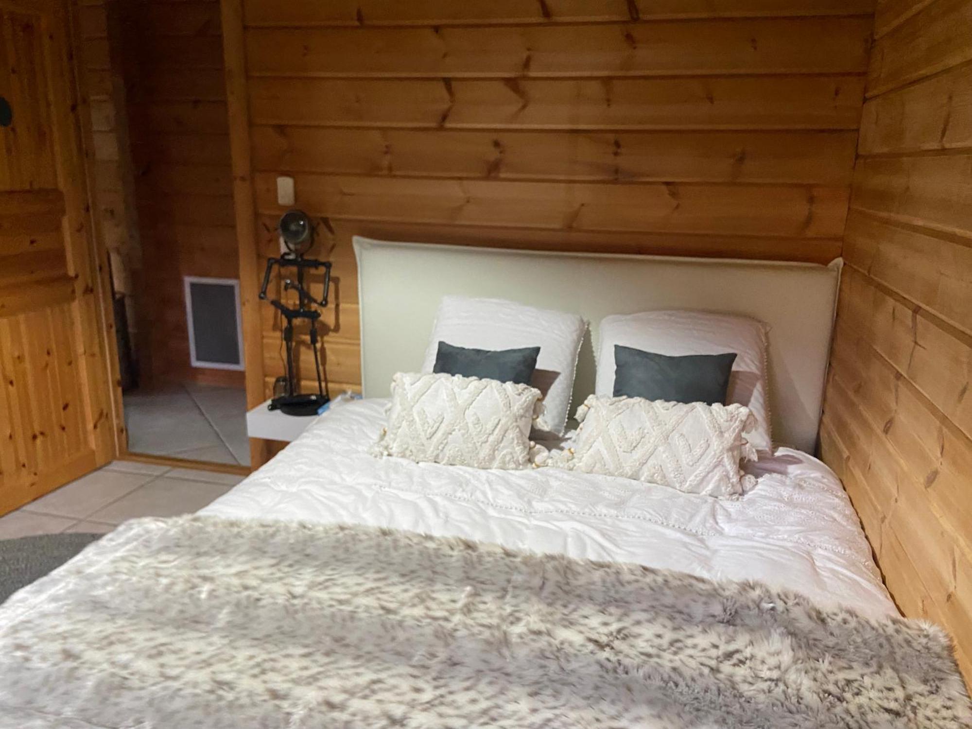 Les Savagnieres - Chambre Chez L Habitant Saint-Imier Exteriör bild